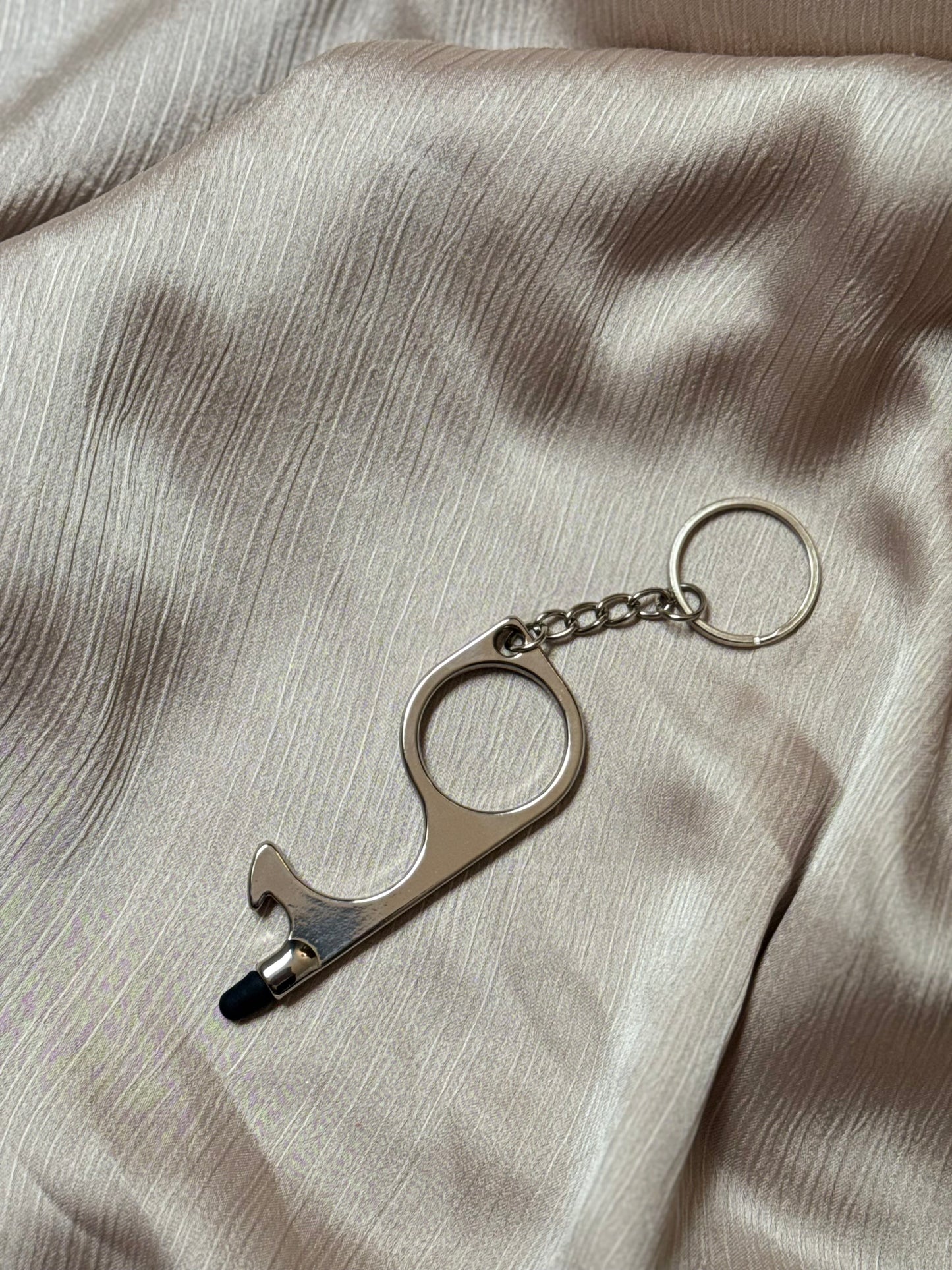 Touch-Free Door Opener Keychain – Stay Safe & Germ-Free